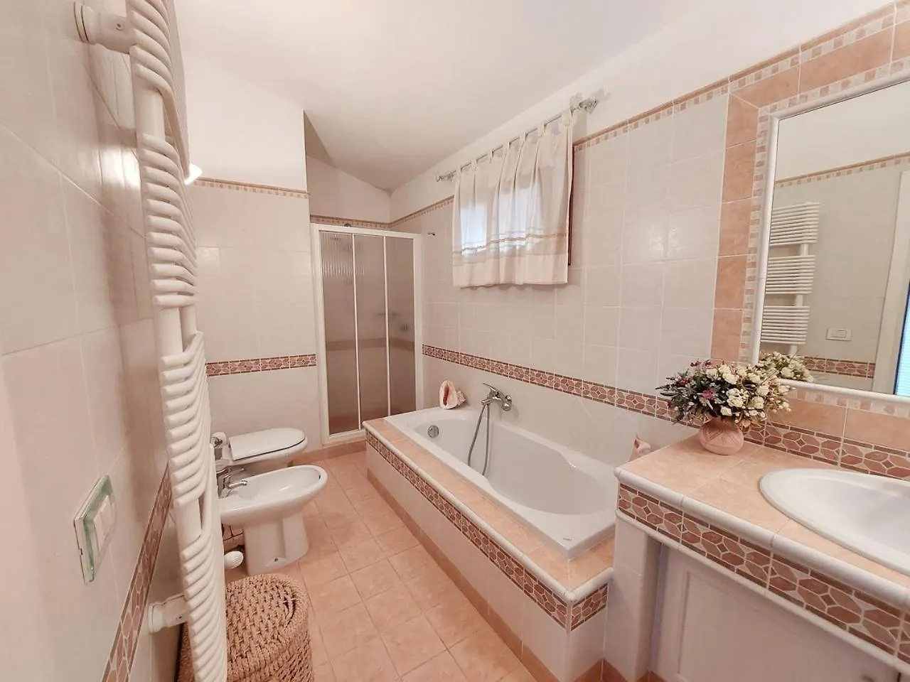 La Casa Del Mirto Hotel Palau Guest house