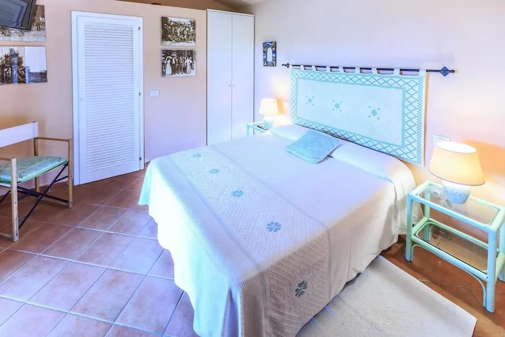 La Casa Del Mirto Hotel Palau Guest house