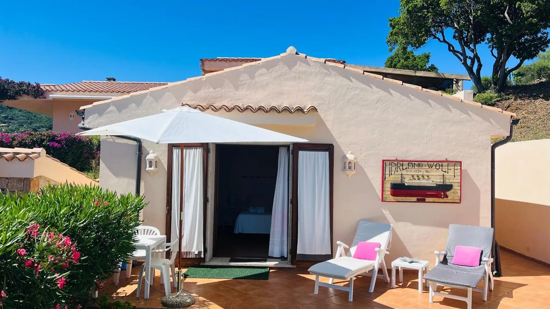 La Casa Del Mirto Hotel Palau Guest house